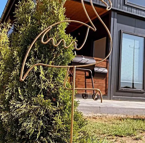 Letniskowy Flamingo * Jezierzany